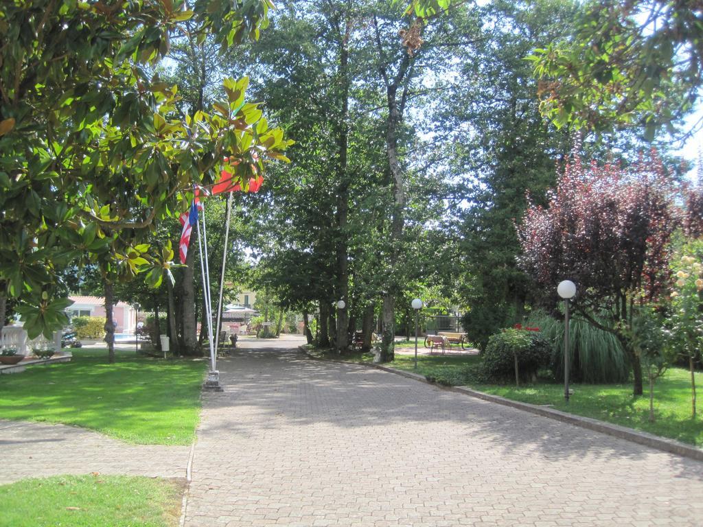 Hotel Gioia Garden Fiuggi Exterior photo