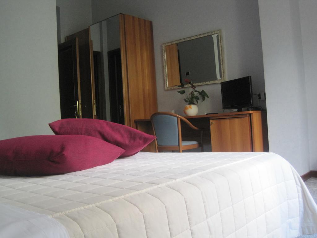 Hotel Gioia Garden Fiuggi Exterior photo