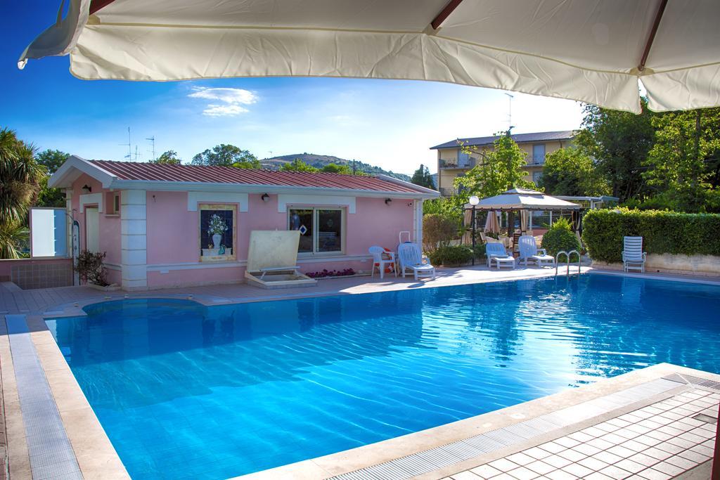 Hotel Gioia Garden Fiuggi Exterior photo